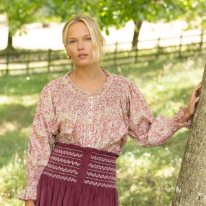 Cleopatra Blouse with Hedgerow Haze Hand Smocking made with Liberty Poppies and Daisies Edition 30 Cleopatra Blouse with Hedgerow Haze Hand Smocking made with Liberty Poppies and Daisies Edition 30