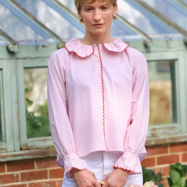 De Beauvoir Blouse Dolls House Stripe with Kiss Kiss Embroidery De Beauvoir Blouse Dolls House Stripe with Kiss Kiss Embroidery